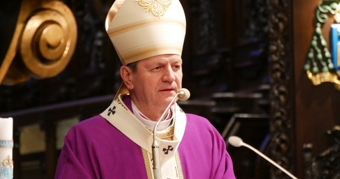 Abp Tadeusz Wojda SAC, metropolita gdański.