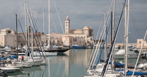 Trani - włoskie miasteczko w regionie Apulia, nazywane Perłą Adriatyku