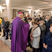 Abp Galbas: Bądźmy wielkopostnymi chrześcijanami, a nie wielkopostnymi ciamajdami 