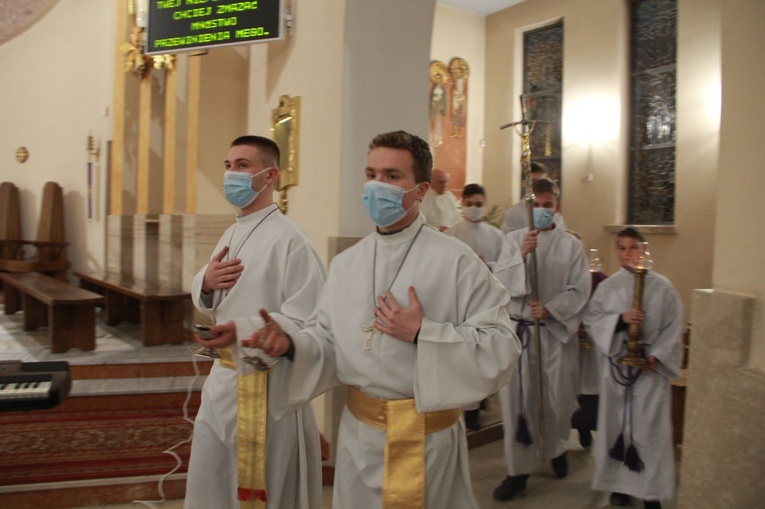 Tarnowiec. Św. Józef i modlitwa o pokój