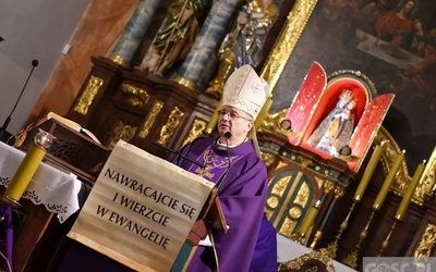 Środa Popielcowa w sanktuarium Matki Bożej Królowej Pokoju