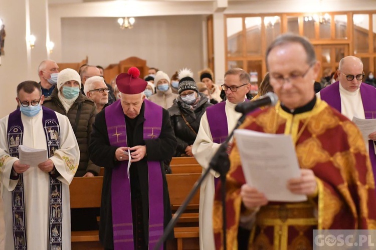 Zielona Góra. Akatyst i Msza o pokój