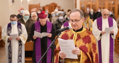 Zielona Góra. Akatyst i Msza o pokój