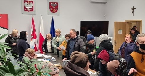 2 marca pierwsi uchodźcy z Ukrainy dotarli do Pułtuska, łącznie 73 osoby.