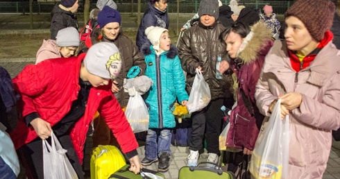 Dzieciom Kijowa. Prośba o wsparcie pobytu ukraińskich niepełnosprawnych dzieci w ośrodkach diecezji opolskiej