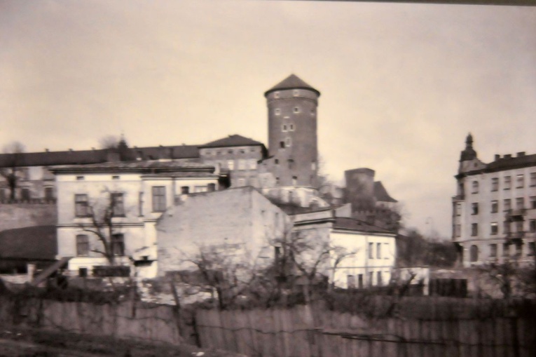Wystawa o architekturze i urbanistyce okupowanego Krakowa, cz. 1