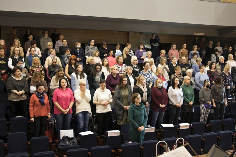 Są "córkami Króla". 200 kobiet na konferencji w Strzegomiu