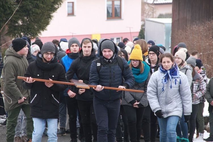 Kąclowa. Modlitwa i spotkanie młodych z okręgu krynickiego