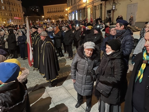 Międzyreligijny marsz i modlitwa o pokój na Ukrainie - w Bielsku-Białej. 