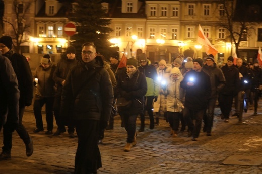 Międzyreligijny marsz i modlitwa o pokój na Ukrainie - w Bielsku-Białej. 