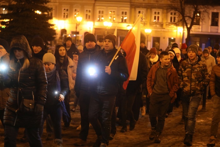 Międzyreligijny marsz i modlitwa o pokój na Ukrainie - w Bielsku-Białej. 