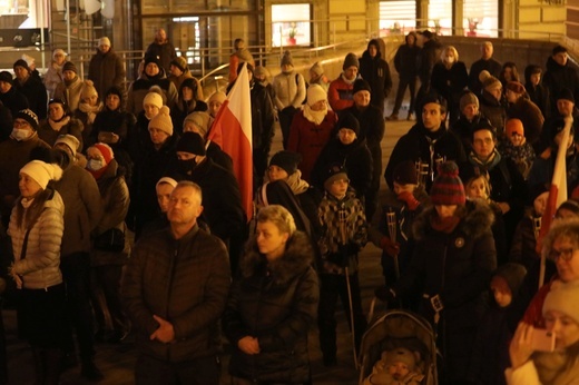 Międzyreligijny marsz i modlitwa o pokój na Ukrainie - w Bielsku-Białej. 