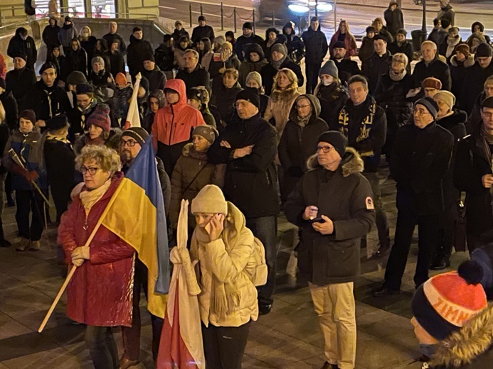 Na placu Chrobrego przedstawiciele różnych wyznań modlili się o pokój dla Ukrainy.