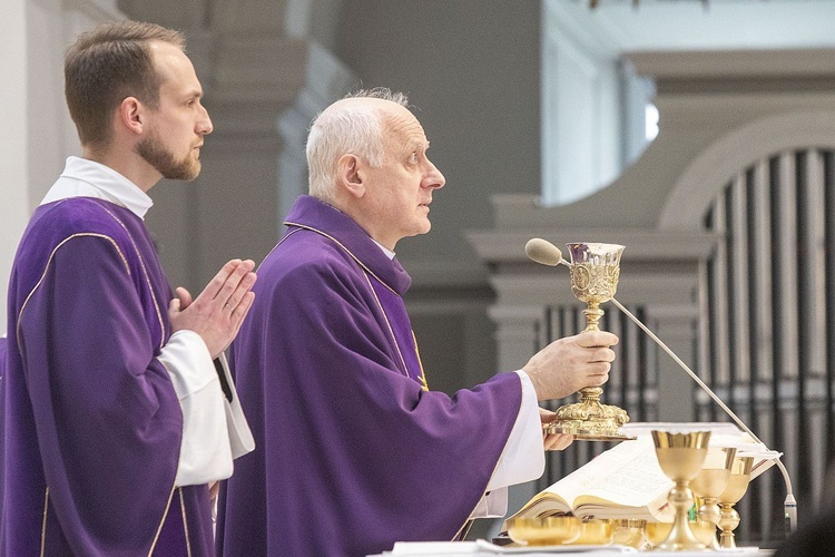 Obłóczyny w WMSD. Założyli "mundury", idą na wojnę