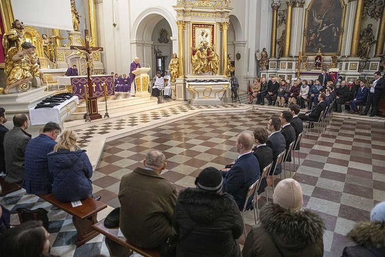 Obłóczyny w WMSD. Założyli "mundury", idą na wojnę