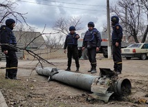 OSW: po 10 dniach rosyjskiej inwazji armia ukraińska znajduje się w głębokiej defensywie