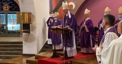 Katowice. Msza imieninowa w intencji abp. Adriana Galbasa