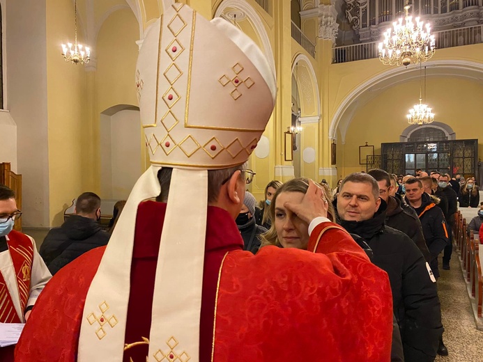 Bierzmowanie dorosłych w Głogowie