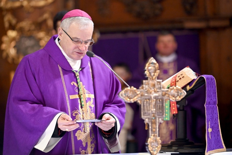 Wprowadzenie ks. Wojciecha Zmysłowskiego na urząd proboszcza