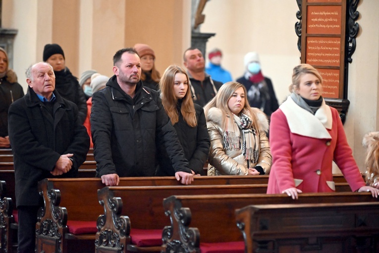 Wprowadzenie ks. Wojciecha Zmysłowskiego na urząd proboszcza