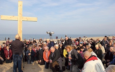 Uczestnicy nabożeństwa spotkają się 26 marca o godz. 15 w Gdańsku-Brzeźnie, przy wejściu na plażę nr 50.