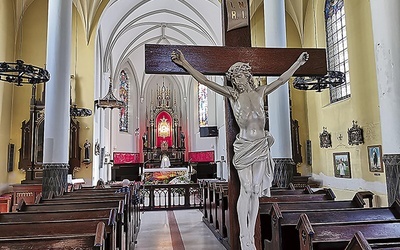 W kościele przy ul. Lindleya od poniedziałku do piątku trwa adoracja Najświętszego Sakramentu.