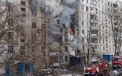 "Patrzył się na ten chleb jak dziecko na cukierek. Dałem mu 20 bochenków"