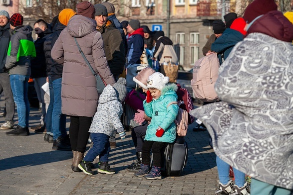 W środę kontynuowana będzie ewakuacja cywilów z Sum