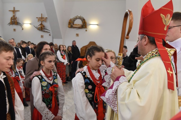 Bierzmowanie w Woli Piskulinej