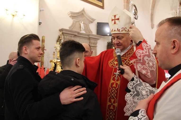 Bobowa. Bierzmowanie 2022 - cz. 1