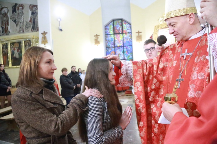 Bierzmowanie w Siedliskach Bobowskich