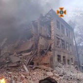 Ukraina: Seria wybuchów na zachodzie kraju. Sytuacja w Mariupolu jest krytyczna