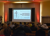 Wieczór skupienia dla wspólnot archidiecezji gdańskiej