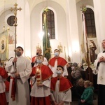 Książnice. Poświęcenie odnowionej drogi krzyżowej i bierzmowanie