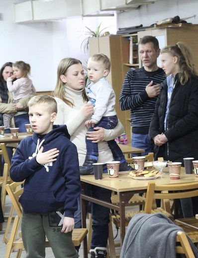 Wspólna modlitwa i spotkanie Ukraińców w parafii w Leśnej