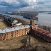 Modlin. Organizują dom w warownej twierdzy