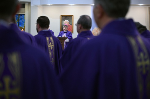 Kanoniczne objęcie urzędu biskupa koadiutora