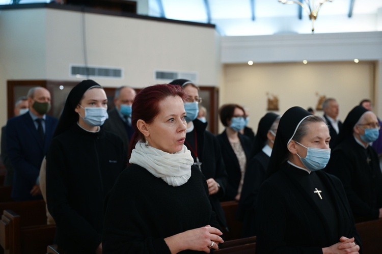 Kanoniczne objęcie urzędu biskupa koadiutora