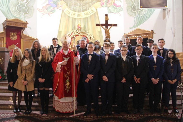 Bierzmowanie w parafii pw. Trójcy Przenajświętszej w Mielcu 2022