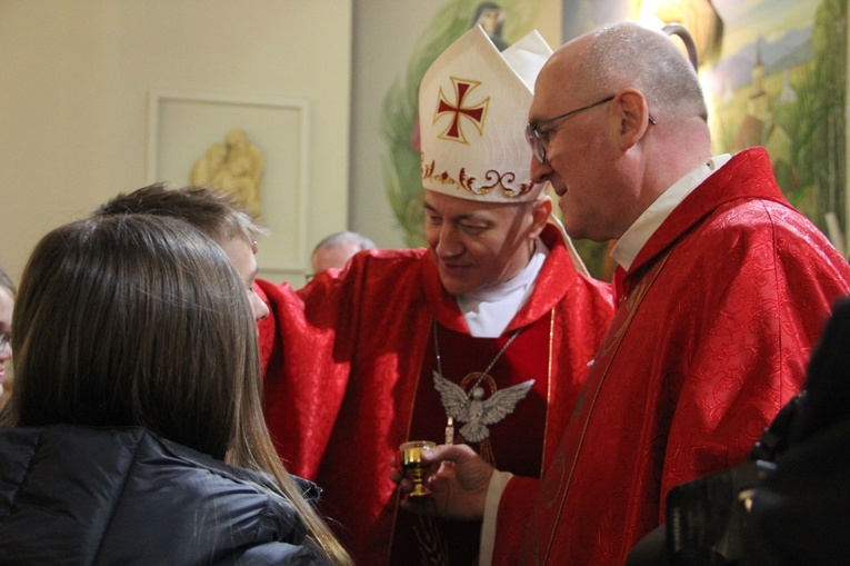 Bierzmowanie w parafii pw. Trójcy Przenajświętszej w Mielcu 2022