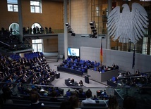 Zełenski w Bundestagu przemówił jak Reagan. A potem... ciąg dalszy porządku dziennego. Szef CDU protestował, żądał debaty o Ukrainie