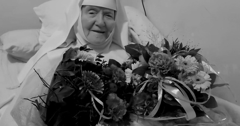 Odeszła na wieczystą adorację Pana Jezusa