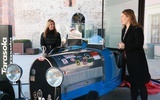Wystawie w Muzeum Narodowym w Lublinie towarzyszy także niezwykły samochód Bugatti, bohater jednego z obrazów Tamary.