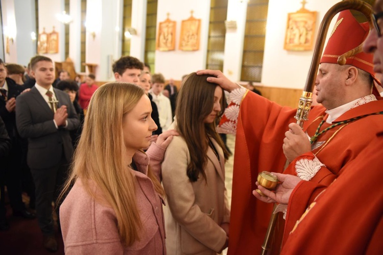 Bierzmowanie w Biskupicach Radłowskich