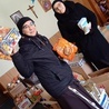 Do sióstr dotarły dary z Polski, które zostały już rozdzielone między potrzebujących. 