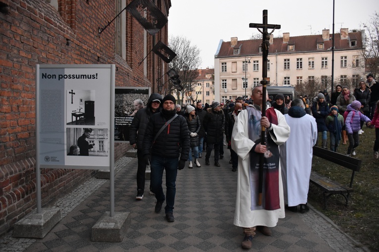 Uliczna Droga Krzyżowa w Gdańsku