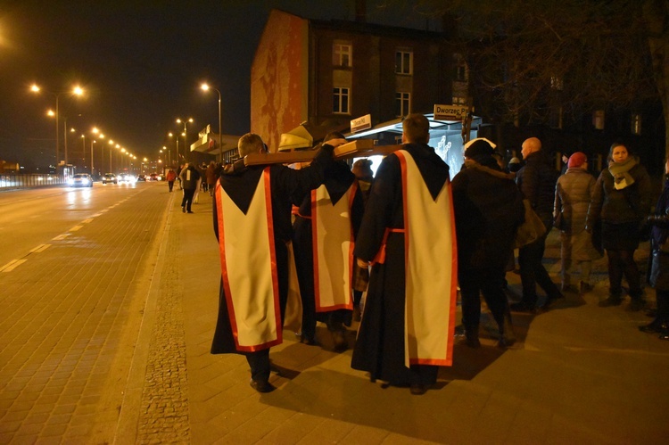 Uliczna Droga Krzyżowa w Gdańsku