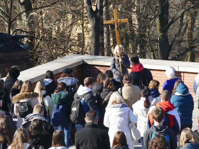 XVIII Pielgrzymka Maturzystów Diecezji Świdnickiej na Jasną Górę - cz. 02