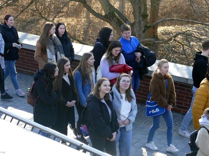 XVIII Pielgrzymka Maturzystów Diecezji Świdnickiej na Jasną Górę - cz. 02
