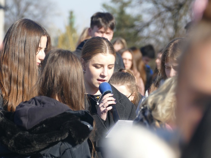 XVIII Pielgrzymka Maturzystów Diecezji Świdnickiej na Jasną Górę - cz. 02